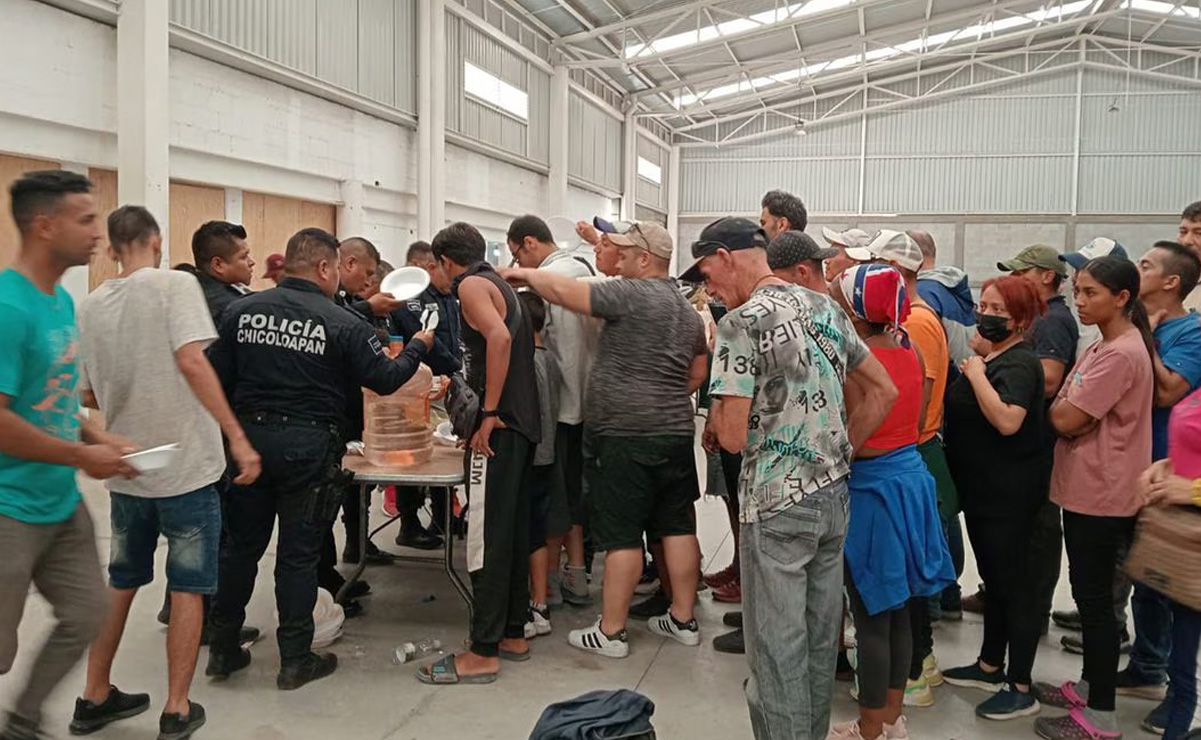 Rescatan a más de 200 migrantes abandonados en una bodega en Chicoloapan, Edomex; varios proceden de Palestina