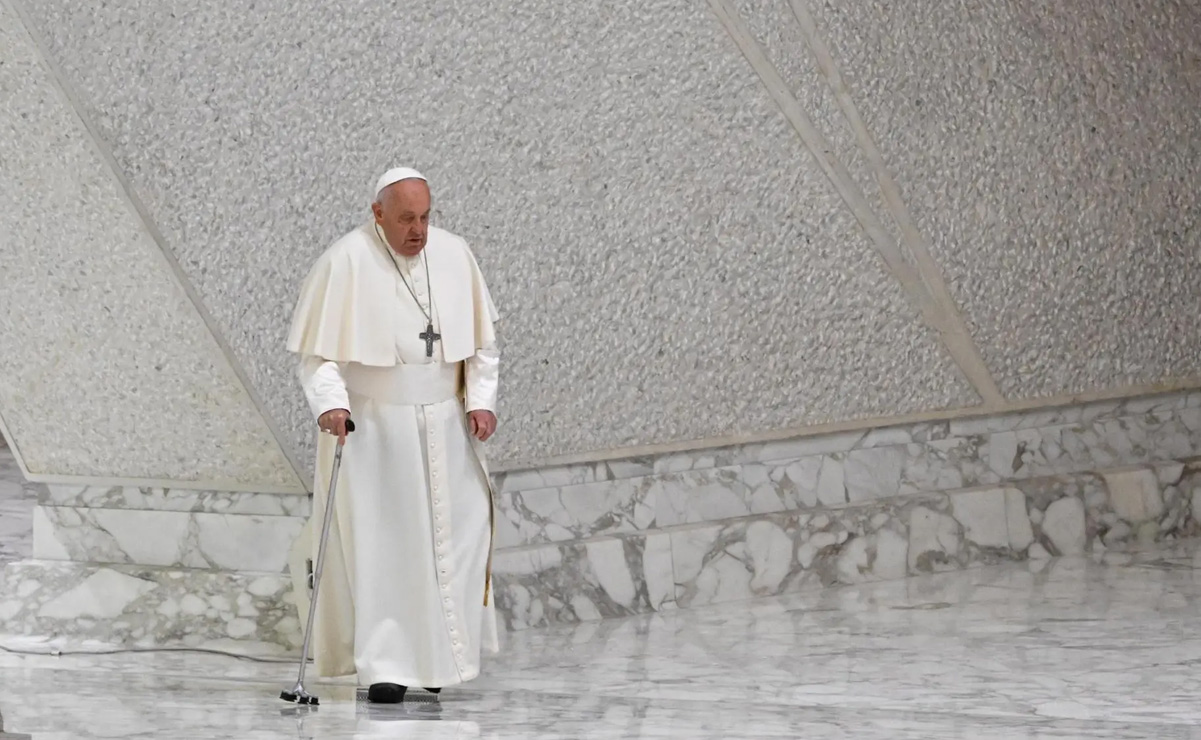 Papa Francisco ve “terrible” la rentabilidad de la industria armamentística